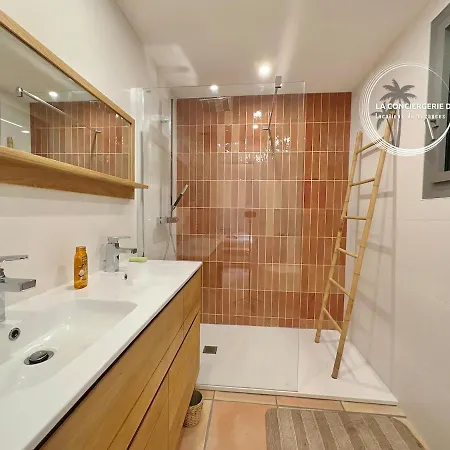 La Sarrazine - Port Du Niel - Vue Villa