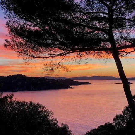 La Sarrazine - Port Du Niel - Vue Βίλα *
