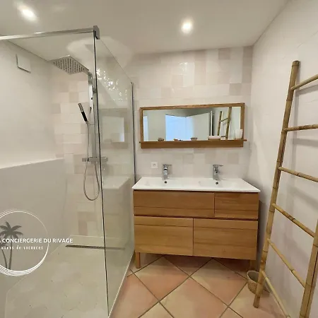 La Sarrazine - Port Du Niel - Vue *